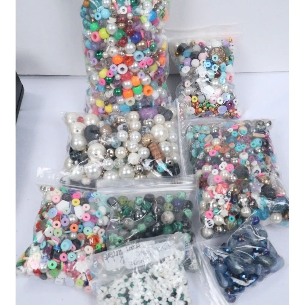 Bulk Mixed‎ Lot Beads 2 lbs Bead Soup Vtg & Modern Jewelry Finding Crafting